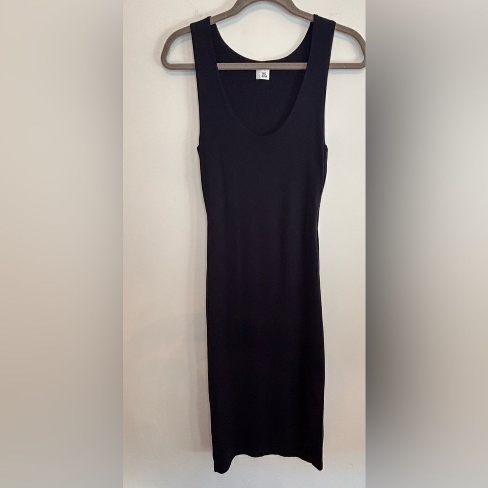 Iris & Ink EUC navy blue scoop neck fitted tank top dress Size small
